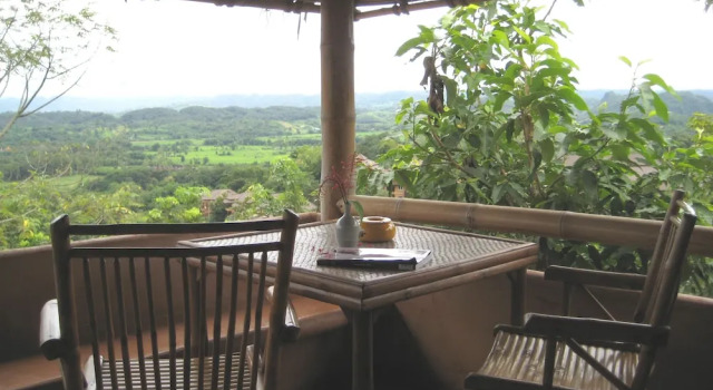 Номер Standard с балконом Phu Chaisai Mountain Resort Chiang Rai