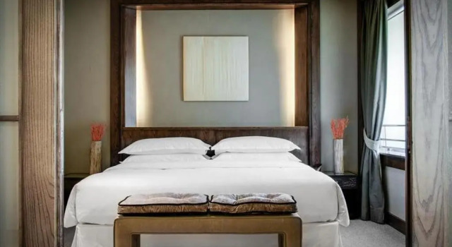 Полулюкс Eurostars Suites Mirasierra