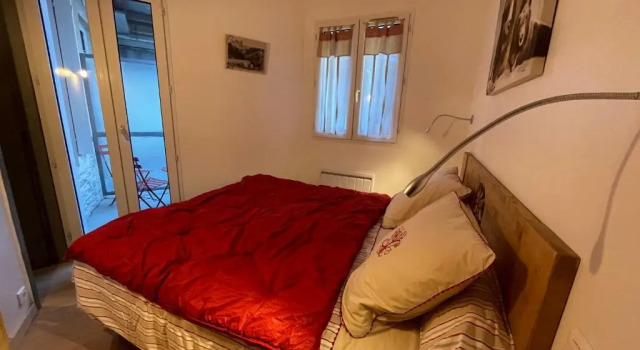 T2 30m2 plein centre, lit fait, linge fourni, WIFI