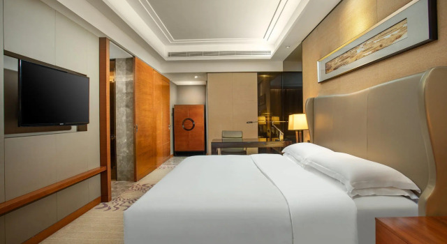 Двухместный номер Standard Crowne Plaza Huizhou by IHG