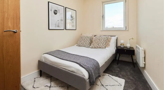 The Weavers Field Place - Classy 3bdr Flat With Terrace