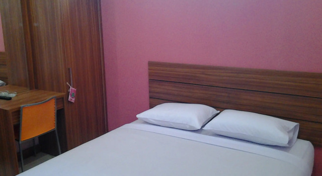 Номер Deluxe OYO 3756 Pilatus Hotel Bandung