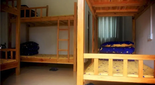 Weizhou Island Chujian Hostel, Buchen Sie Hostel Hotels in Weizhou-Insel mit Parkplatz, Parkplätze