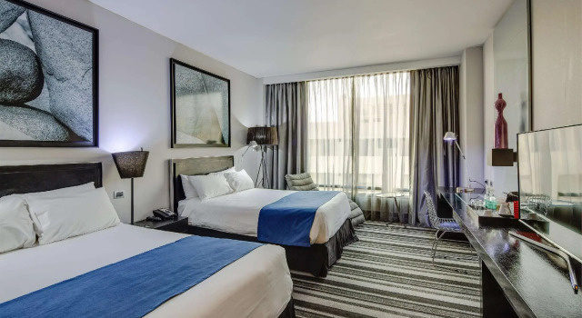 Четырёхместный номер Standard Wyndham Santiago Pettra