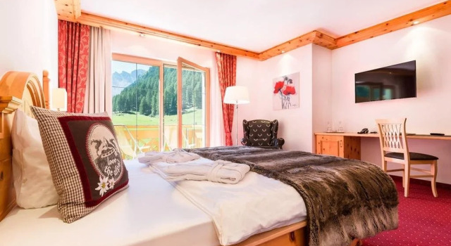 Chasa Castello relax & spa, Book Hotel Samnaun Engadin