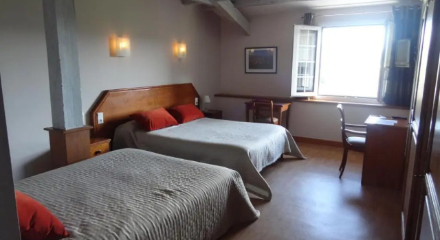 Номер Standard Hotels Logis Eskualduna Chez Katina