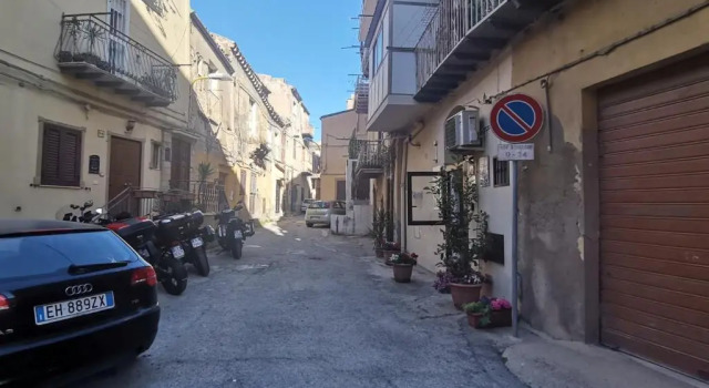 La casa di Adina, Book Hotel Hotels in Sicily with Parking, Parking