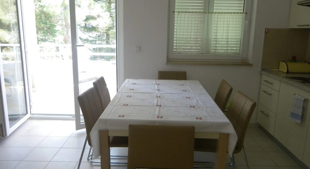 Guest House MIRA, Забронировать Апартаменты/квартира Апартаменты Новалья, Апартаменты/квартира