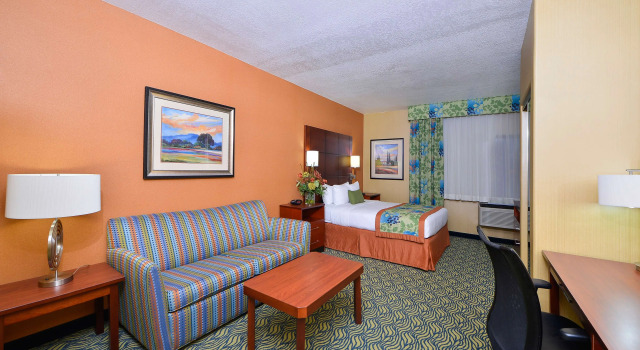 Двухместный номер Standard Best Western PLUS Fresno Inn