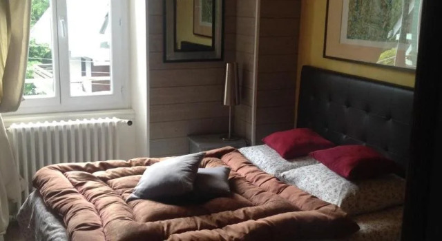 Chambres D'Hôtes Les Garçonnières Du Sancy, Prenota Hotel Hotel a Alvernia con parcheggio, Parcheggio