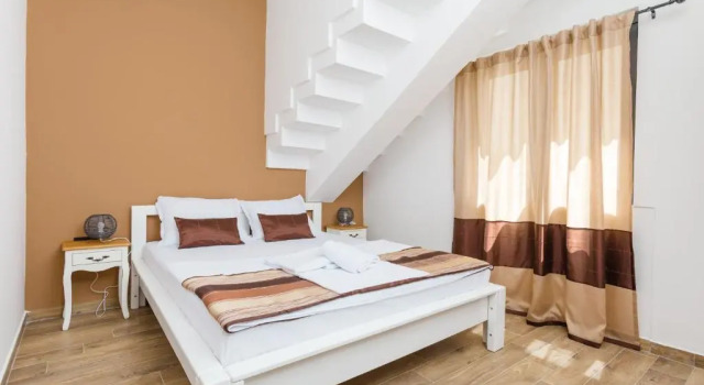 Apartments 26, Book Lejlighed Hoteller i Kotor Riviera med parkering, Parkering
