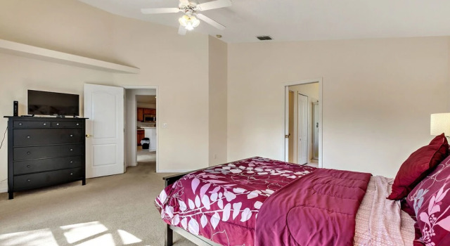 Pool : Games Room : Garden Tub : Gated