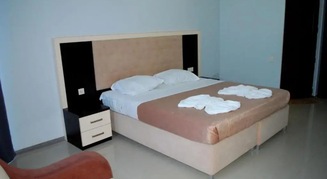 Meridian Hotel, Book Hotel Kobuleti 