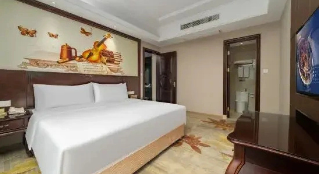 Двухместный люкс Business Vienna International Hotel