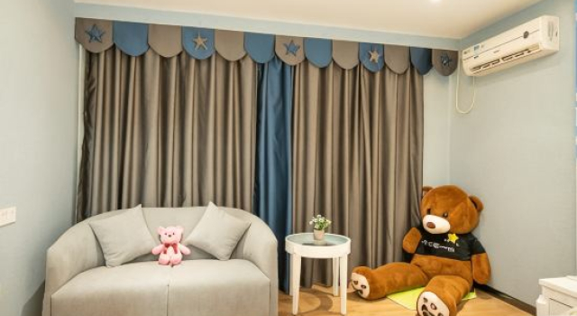 Тент Yuefeng Hotel (Maoming Dianbai West Lake Park)