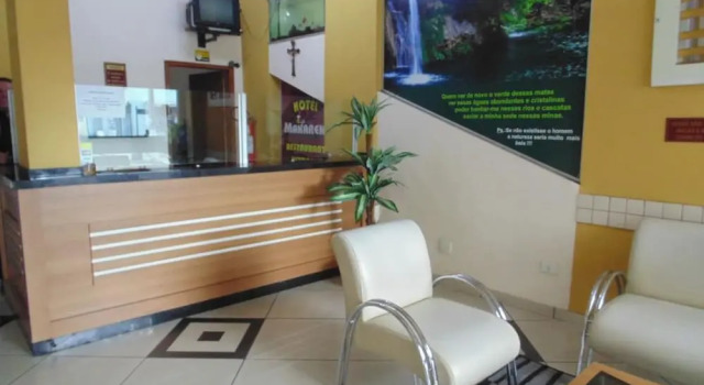 Hotel Makarena, Забронировать Отель Трес-Корасойнс Минас-Жерайс
