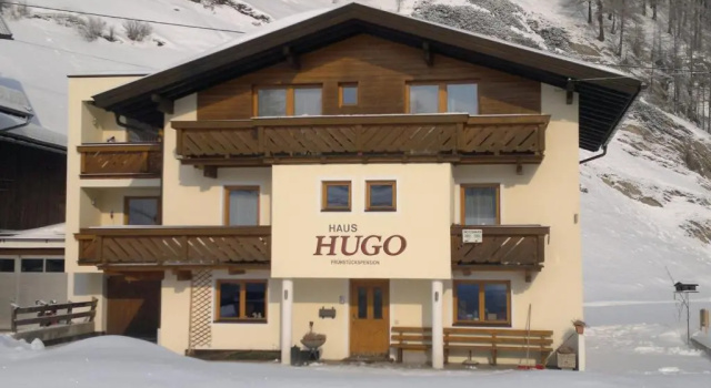 Haus Hugo, Prenota Hotel Hotel a Tirolo con parcheggio, Parcheggio