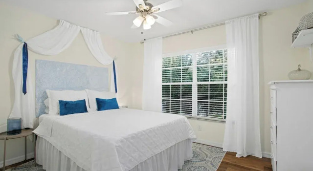 Dazzling 7BR Villa with Pool & Game Room, Book Villa Hoteller i Four Corners med pool, Swimmingpool