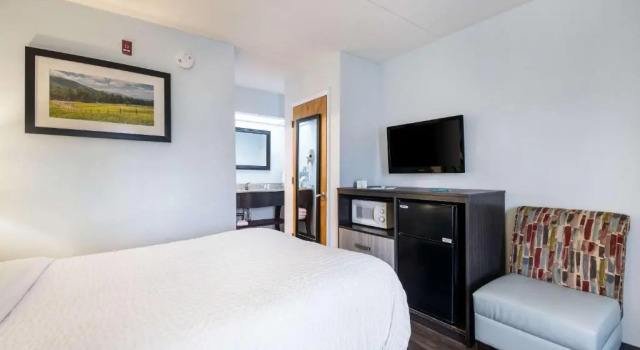 Одноместный номер Standard Clarion Inn Cleveland near University