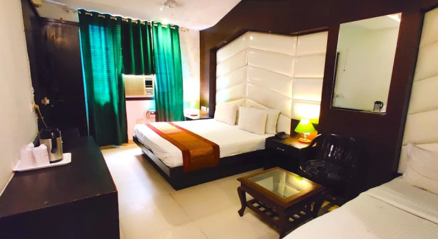 Unistar Rooms, Забронировать Отель Отели Нью-Дели с завтраком, Завтраки