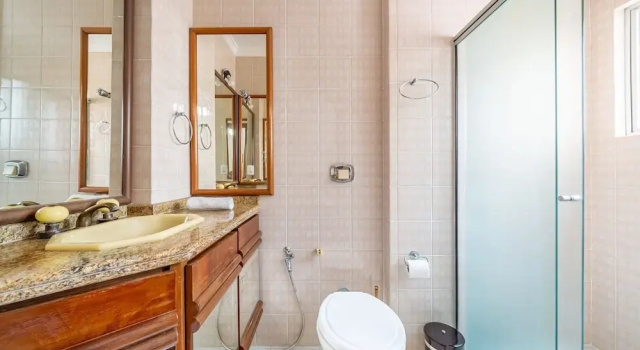 Апартаменты Apartment in BC Center With Side sea View Erz0502