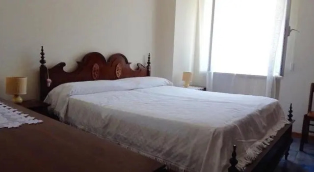 M75 - Marcelli, trilocale con ampio giardino, Rezervovat Hotel Marcelli 