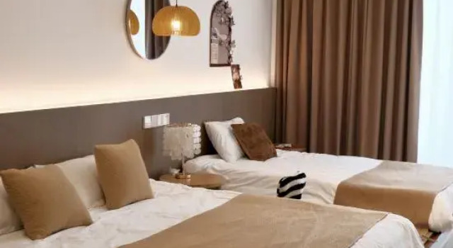 Тент Anji Yizhuge Homestay