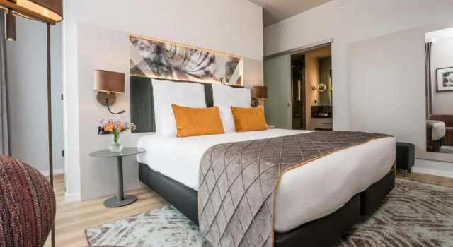 Полулюкс Leonardo Royal Hotel Barcelona Fira