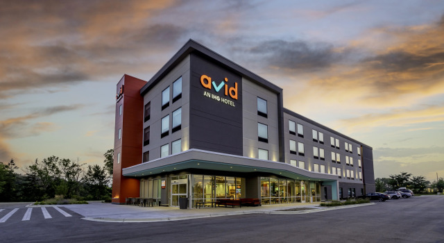avid hotel Milwaukee West Waukesha by IHG, Varaa Hotelli Pewaukee Wisconsin