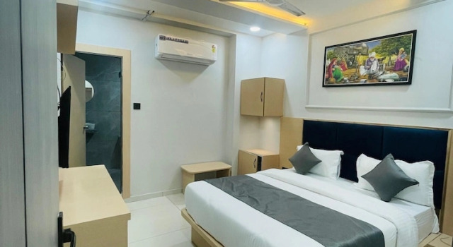 Hotel Hills, Réserver Hôtel Ahmedabad Gujarat