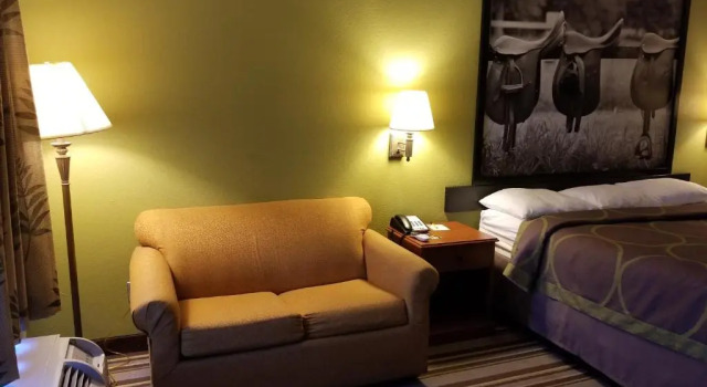Standard Zimmer Super 8 by Wyndham Longview/North