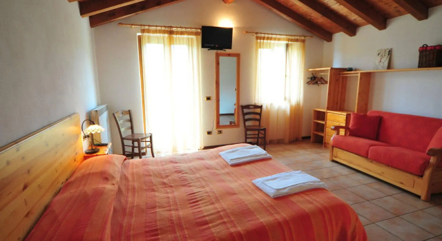 Agriturismo La Fonte Di Mariella, Book Hotel SPA-hoteller i Dosso del Liro, SPA
