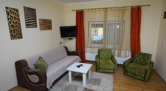 Apartment Biljana, Buchen Sie Ferienwohnung Šabac Zentralserbien
