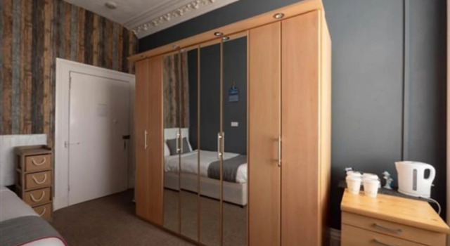 Pier Hotel Rhyl, Забронировать Отель Отели и гостиницы Рила, рядом с Пляж Rhyl, Отель