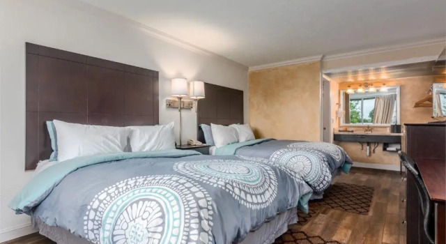Двухместный номер Standard с видом на сад Fairway Inn
