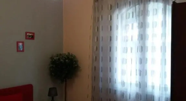 Casa di Laura a 50 mt dal mare, Prenota Hotel Hotel a Sicilia con parcheggio, Parcheggio