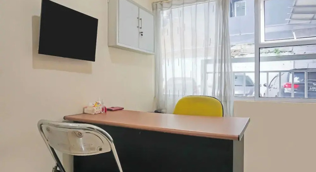 Capital O 91790 S1 Residence, Book Hotel Hotels & Accommodations in Serpong, near Teraskota BSD, Hotel