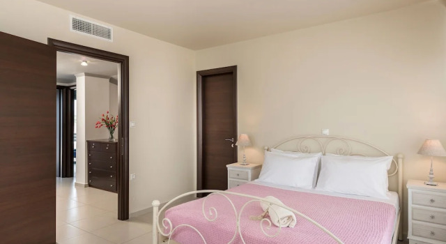 Beautiful Pool Villa for Relaxing Family Holidays