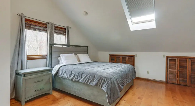 Vernon Township Condo w/ Balcony Near Ski Lifts!, Book Apartment Vernon New Jersey