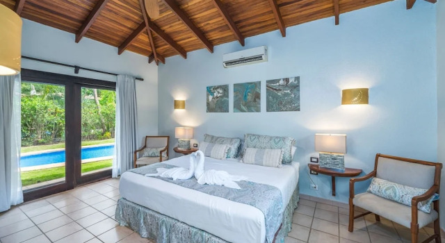 Tropical Retreat - Private Pool, Steps To Beach 2 Bedroom Villa by RedAwning, Rezerwuj Willa Hotele w Guanacaste z parkingiem, Parking