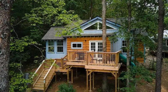 Коттедж Emberglow Outdoor Resort