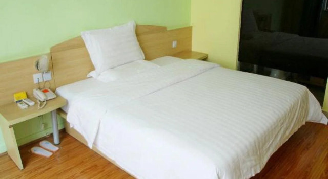 7 Days Inn Guangda, Varaa Hotelli Xuhui 