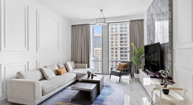 WelHome - Luxurious 2BR Apt. at Noora Tower in Business Bay