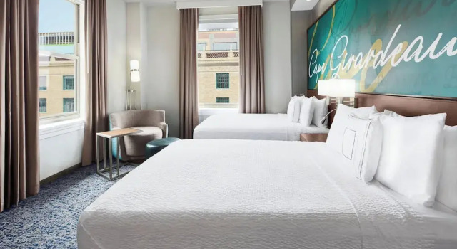 Четырёхместный номер Standard Courtyard by Marriott Cape Girardeau Downtown