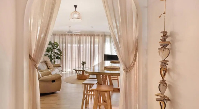 Апартаменты Цокольный этаж Beachside Resort Kawana Waters
