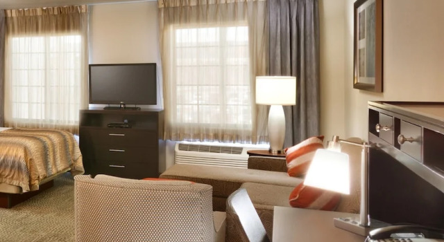 Четырёхместный люкс Staybridge Suites Midvale by IHG