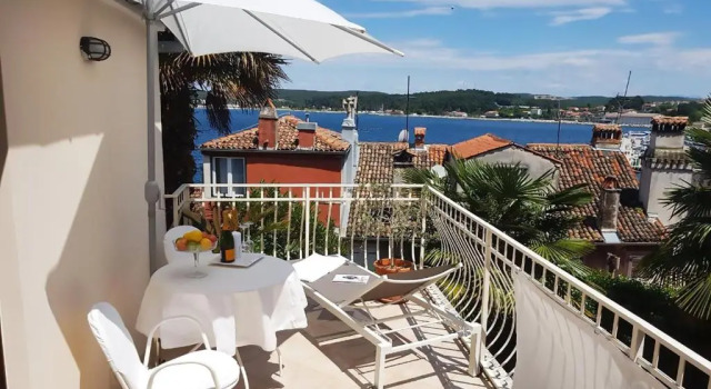 Апартаменты Sea View House