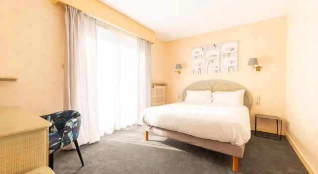 Двухместный номер Superior CitHotel Logis De Brou, Bourg en Bresse RENOVE EN 2026