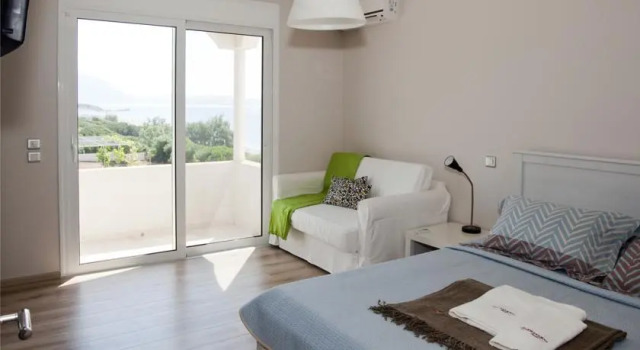 Kiotari Beach Villas