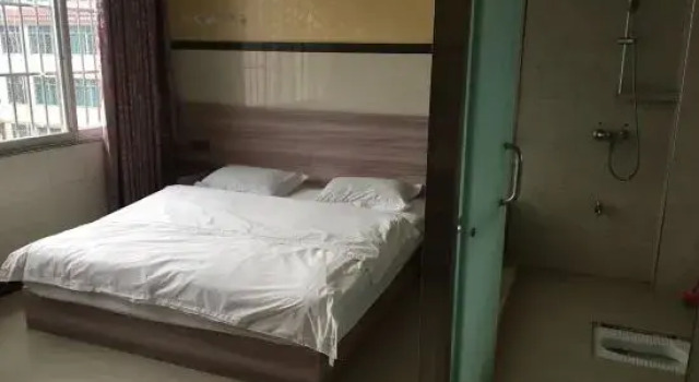 Tonggu Lantian Business Hotel, Rezerwuj Hotel Yichun Jiangxi